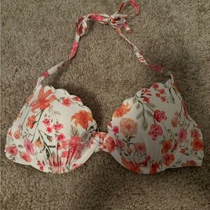 H&M bathing suit top